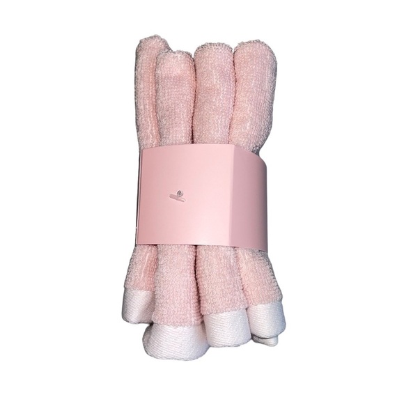 Kate Spade Washcloths Set of 4 Pale pink with White hearts NWT - Picture 3 of 5